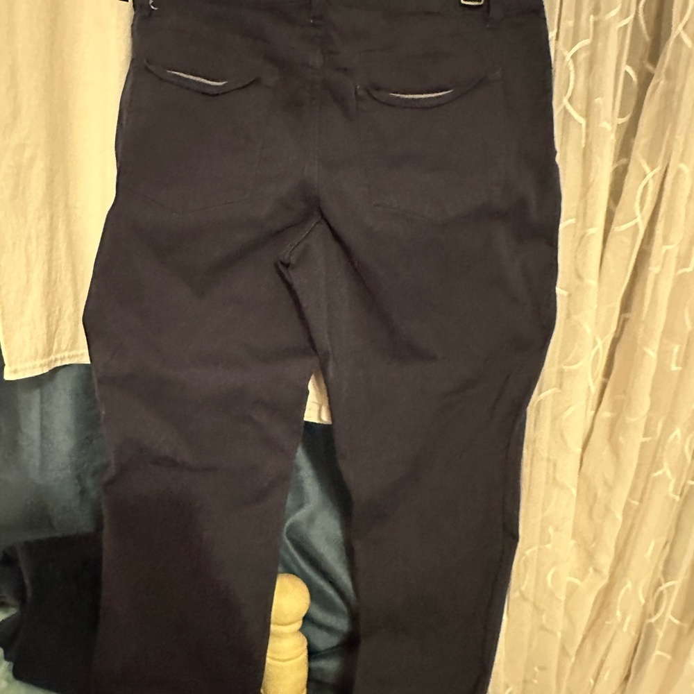Maurice’s XL Short Navy Jeans - Picture 2 of 3